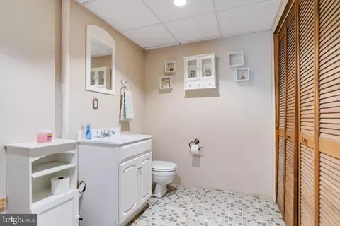 Bath - 4328 Hampton Hall Ct, Belcamp, MD 21017 photo 5 of 5