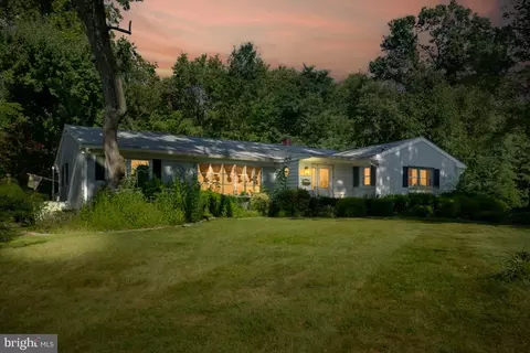 44 Graceford Dr, Aberdeen, MD 21001