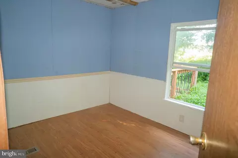 Bedroom - 2017 Castleton Rd, Darlington, MD 21034 photo 2 of 2