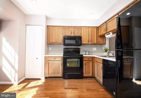 Kitchen - 3209 Stone Eagle Ct, Abingdon, MD 21009 photo 2 of 2
