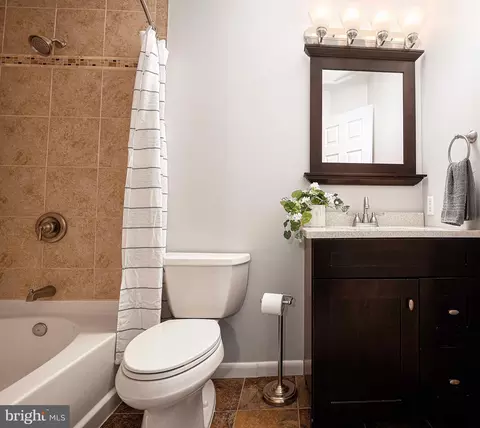 Bath - 3209 Stone Eagle Ct, Abingdon, MD 21009 photo 2 of 3