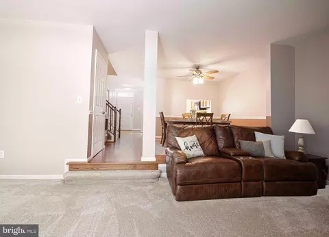Entry Way - 3209 Stone Eagle Ct, Abingdon, MD 21009 photo 1 of 3
