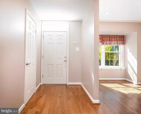 Entry Way - 3209 Stone Eagle Ct, Abingdon, MD 21009 photo 2 of 3