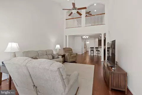 Entry Way - 371 Tufton Cir, Fallston, MD 21047 photo 8 of 15