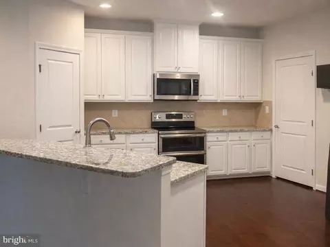 Kitchen - 371 Tufton Cir, Fallston, MD 21047 photo 3 of 4