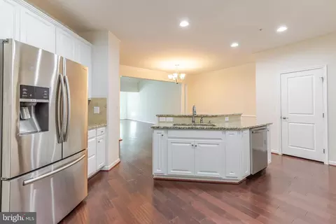 Entry Way - 371 Tufton Cir, Fallston, MD 21047 photo 3 of 15