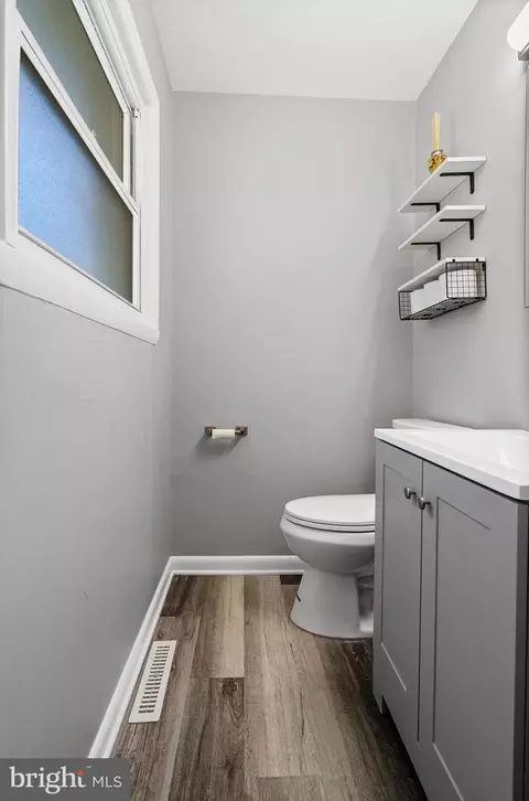 Bath - 1908 Bellflower Ct, Edgewood, MD 21040 photo 1 of 3