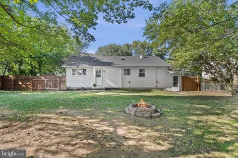 Exterior - 1908 Bellflower Ct, Edgewood, MD 21040 photo 4 of 7