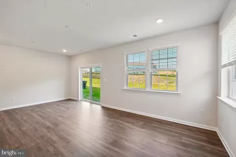 Living - 736 Managrass Dr, Joppa, MD 21085 photo 2 of 7
