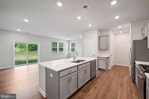 Entry Way - 736 Managrass Dr, Joppa, MD 21085 photo 2 of 24
