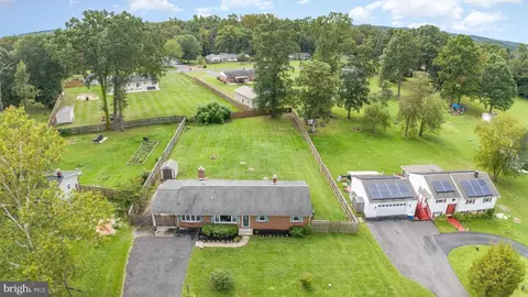 View/Area - 2507 Jerusalem Rd, Joppa, MD 21085 photo 1 of 15