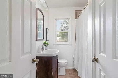 Bath - 2507 Jerusalem Rd, Joppa, MD 21085 photo 1 of 1