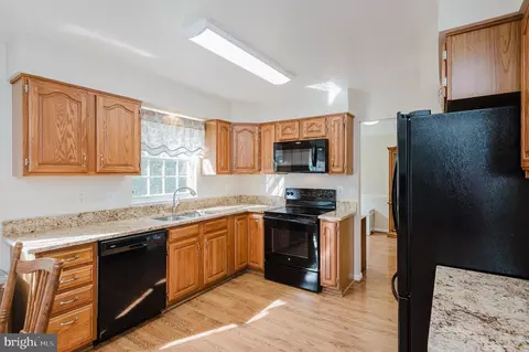 Kitchen - 3330 Pouska Rd, Abingdon, MD 21009 photo 2 of 5