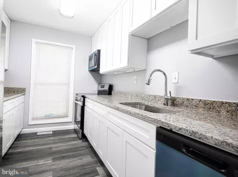 Kitchen - 1863 Brookside Dr, Edgewood, MD 21040 photo 2 of 3