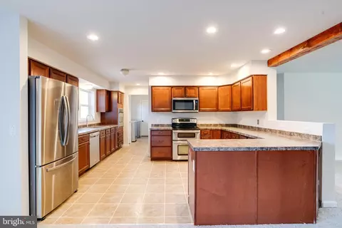 Kitchen - 102 Orsburn Dr, Joppa, MD 21085 photo 3 of 4