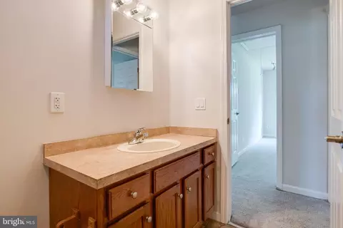 Entry Way - 102 Orsburn Dr, Joppa, MD 21085 photo 7 of 10