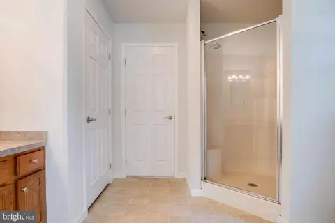 Entry Way - 102 Orsburn Dr, Joppa, MD 21085 photo 6 of 10