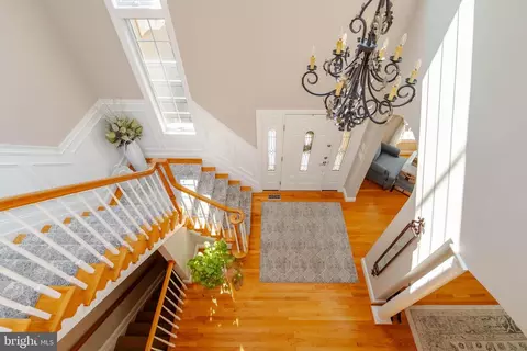Entry Way - 407 Shore Dr, Joppa, MD 21085 photo 6 of 9