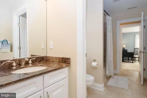 Entry Way - 407 Shore Dr, Joppa, MD 21085 photo 8 of 9