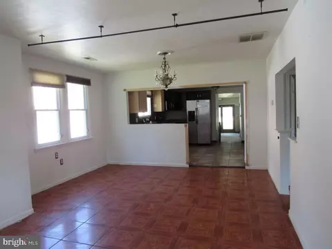 Living - 2212 Pine St, Edgewood, MD 21040 photo 2 of 3