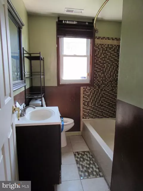 Bath - 2212 Pine St, Edgewood, MD 21040 photo 1 of 6