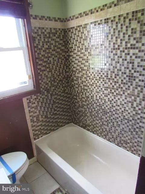 Bath - 2212 Pine St, Edgewood, MD 21040 photo 3 of 6