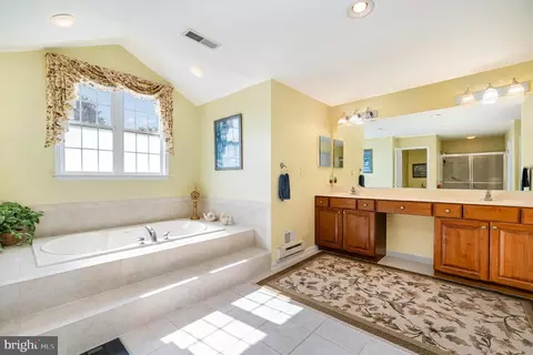 Bath - 209 Christopher Rd, Forest Hill, MD 21050 photo 3 of 4