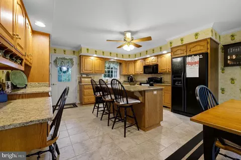Kitchen - 2803 Artemus Ct, Baldwin, MD 21013 photo 2 of 3