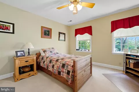 Bedroom - 2803 Artemus Ct, Baldwin, MD 21013 photo 7 of 9