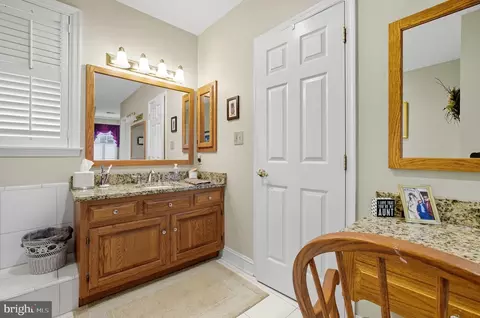 Bath - 2803 Artemus Ct, Baldwin, MD 21013 photo 4 of 8