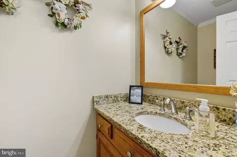 Bath - 2803 Artemus Ct, Baldwin, MD 21013 photo 1 of 8
