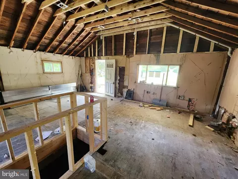 Entry Way - 1700 Shirley Ave, Joppa, MD 21085 photo 6 of 11