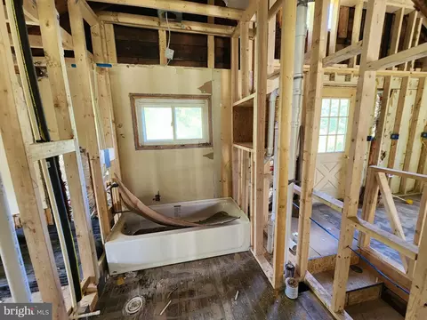 Bath - 1700 Shirley Ave, Joppa, MD 21085 photo 3 of 3