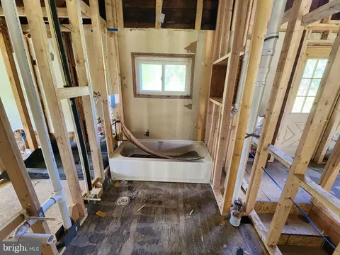 Bath - 1700 Shirley Ave, Joppa, MD 21085 photo 1 of 3