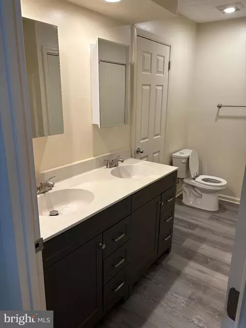Bath - 4342 Downs Sq, Belcamp, MD 21017 photo 2 of 4