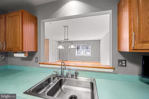 Kitchen - 497 Ashton Ln, Abingdon, MD 21009 photo 6 of 7