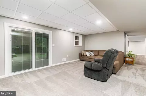 Living - 1500 Alexis Dr, Joppa, MD 21085 photo 4 of 4