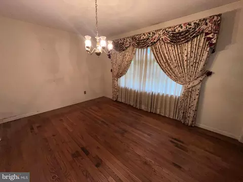 Living - 603 Bishop Ln, Fallston, MD 21047 photo 1 of 10