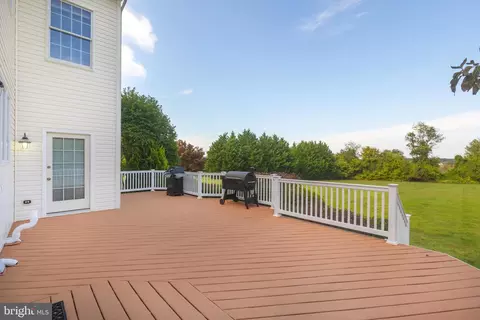 Exterior - 2326 Willow Vale Dr, Fallston, MD 21047 photo 4 of 5