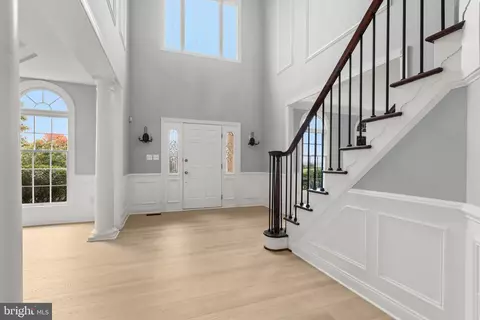 Entry Way - 2326 Willow Vale Dr, Fallston, MD 21047 photo 2 of 11