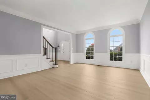 Living - 2326 Willow Vale Dr, Fallston, MD 21047 photo 3 of 8