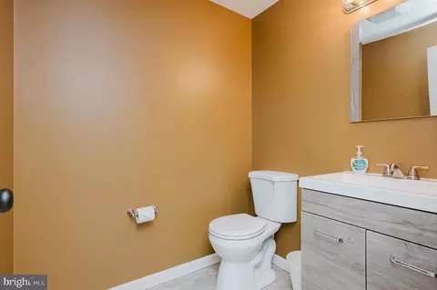 Bath - 342 Overlea Pl, Abingdon, MD 21009 photo 3 of 3