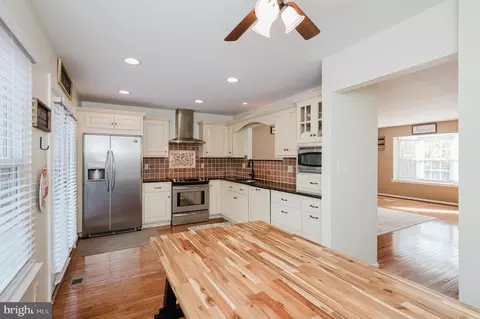 Kitchen - 342 Overlea Pl, Abingdon, MD 21009 photo 1 of 3