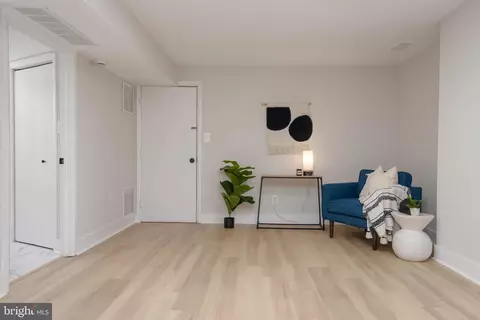Living - 405 Gilmor Rd, Joppa, MD 21085 photo 5 of 6