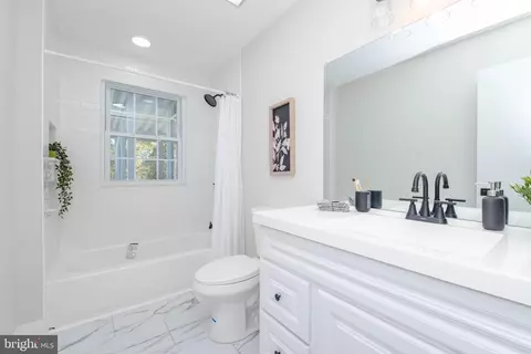 Bath - 405 Gilmor Rd, Joppa, MD 21085 photo 1 of 3