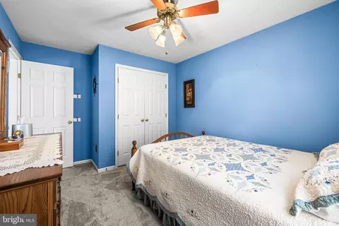 Bedroom - 900 Hamburg Dr, Abingdon, MD 21009 photo 4 of 4