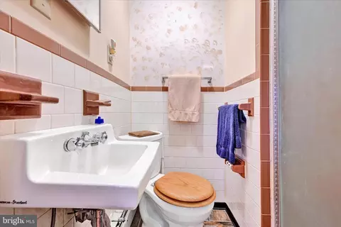 Bath - 700 Remington Rd, Fallston, MD 21047 photo 1 of 3
