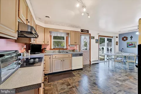 Kitchen - 700 Remington Rd, Fallston, MD 21047 photo 3 of 4