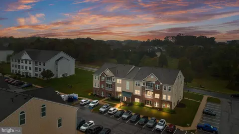 300 Lothian Way #202, Abingdon, MD 21009