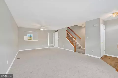 Living - 1513 Saint Christopher Ct, Edgewood, MD 21040 photo 2 of 5